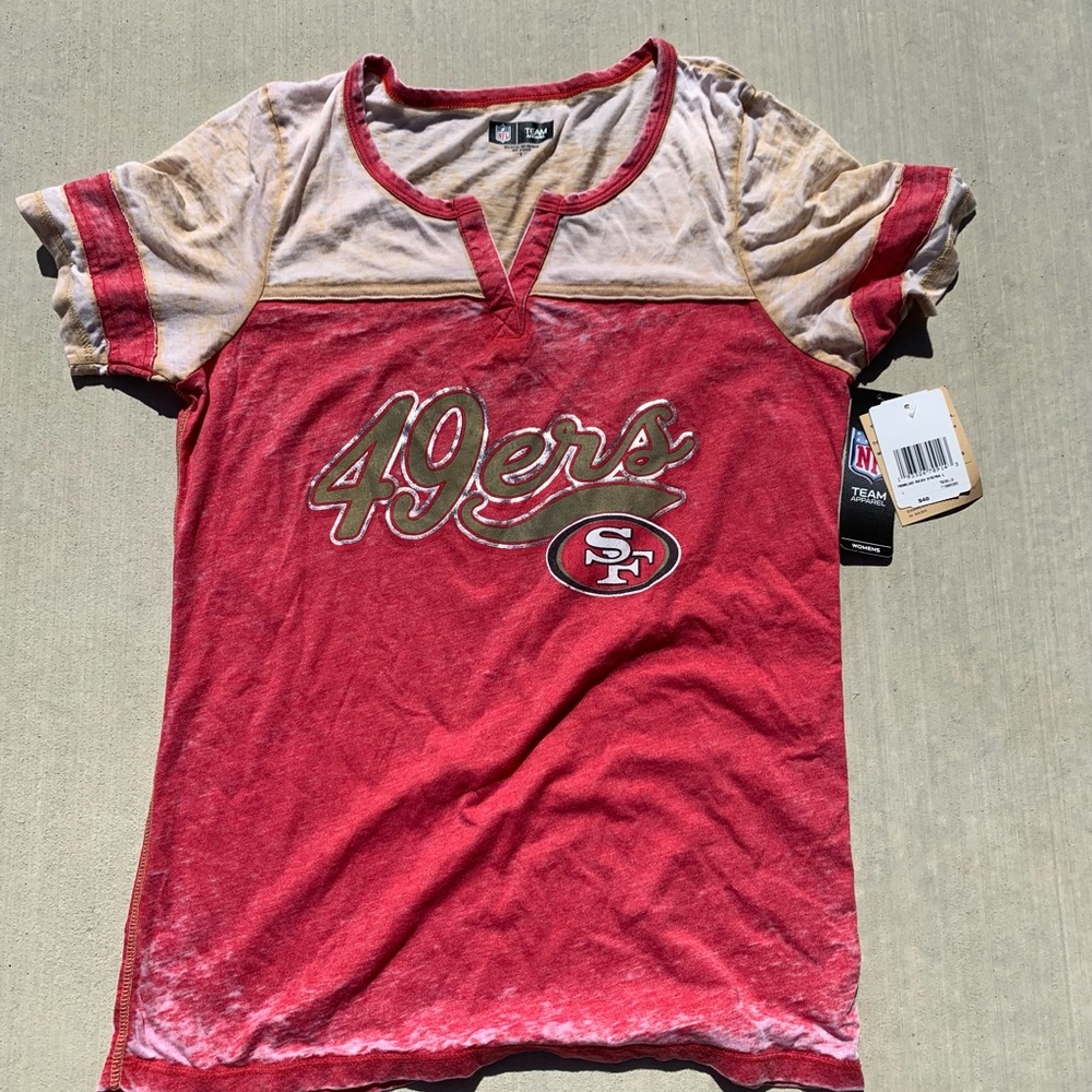 SF 49er distressed t-shirt